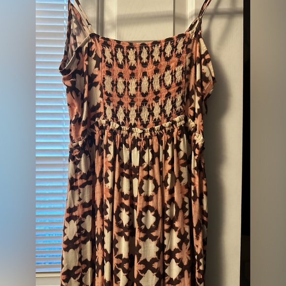 Loft sundress like new. Cute little peek a boo in the bodice. - Picture 3 of 3